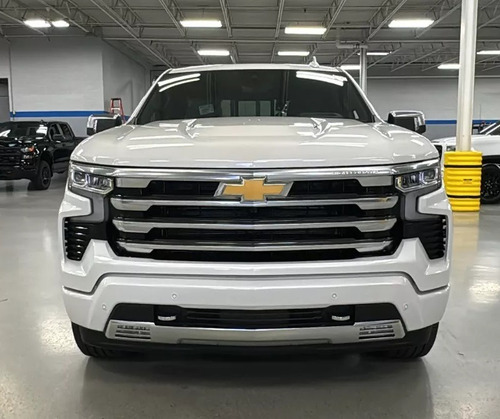 Chevrolet Silverado 5.3 V8 High Country