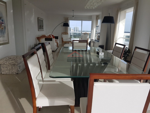 Apartamento Sobre Roosevelt Con Todos Los Servicios - Ref: 4966