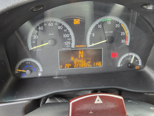 Mb Accelo 815 Baú 14/14 Muito Novo