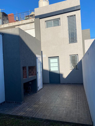 Departamento En Venta - 1 Dormitorio 2 Baños 1 Cochera - 66mts2 - Ituzaingo