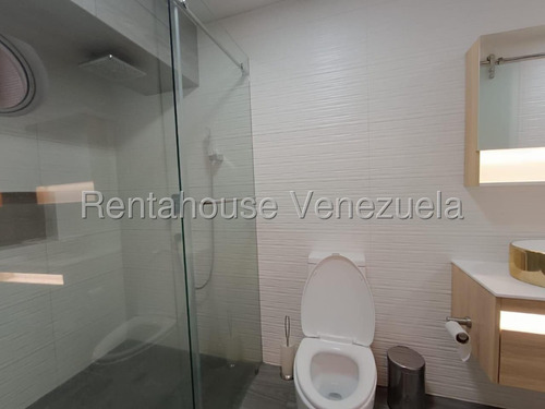 Apartamento Amoblado En Venta San Isidro Maracay 25-13509