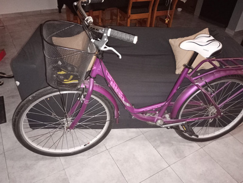 Bicicleta Saddle Fire Bird 28 Con Pie De Apoyo Violeta 21 " (Usado)