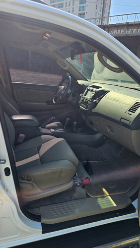 Toyota Hilux SW4 3.0 Srv 5l 4x4 Aut. 5p