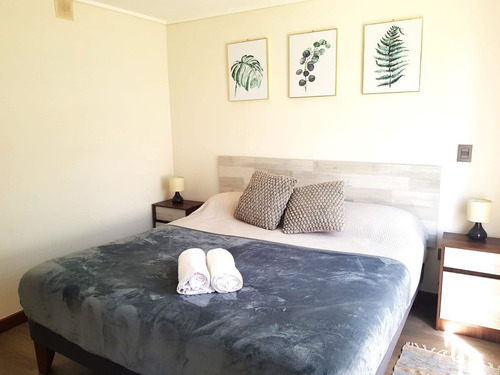 Departamento En Venta, Frente Al Lago