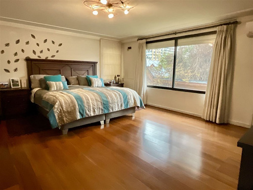 Casa En Venta Sin Comisión De 7 Dorm. En Las Condes