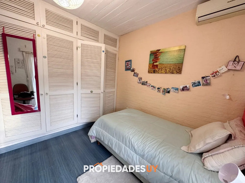 Casa En Venta Playa Mansa - 4 Dormitorios Parada 19.