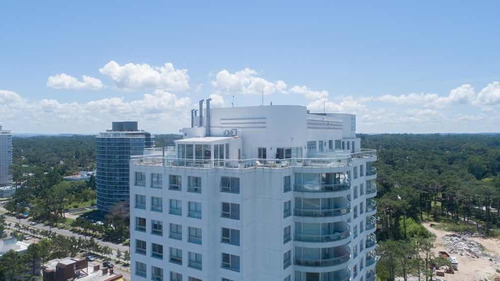 Imagen 14 de 14 de Hola Enrique, Punta Del Este. Pent House. Ocean Drive. Alquiler Diario (mínimo 4 Noches), Mensual. Disponible: Diciembre Hasta El 30/12; Última Semana De Enero; Febrero, Por Favor Comunícate Conmig