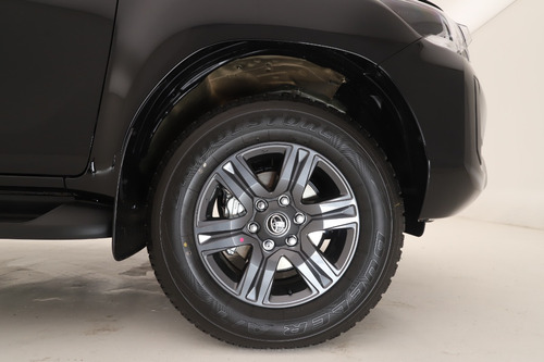 Imagen 14 de 25 de Toyota Hilux 4x2 Dc Srv 2.8 Tdi 6at J.r