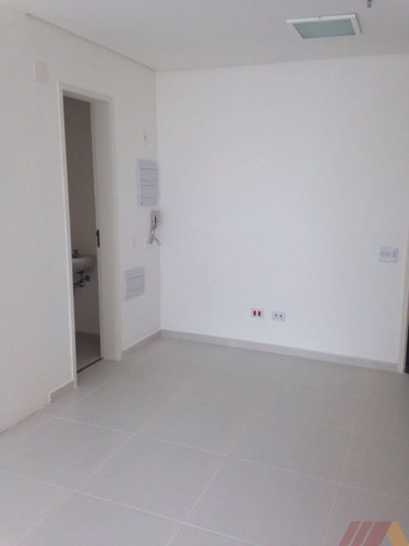 Imagem 3 de 9 de Sala Comercial De 36m² Em Área Nobre Da Zona Norte - Al168