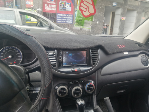 Vehículo En Perfecto Estado Dispuesto A Toda Prueba.