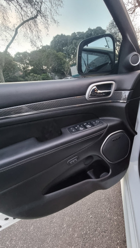 Imagen 14 de 18 de Jeep Grand Cherokee 2018 6.4 Srt Atx 465hp At