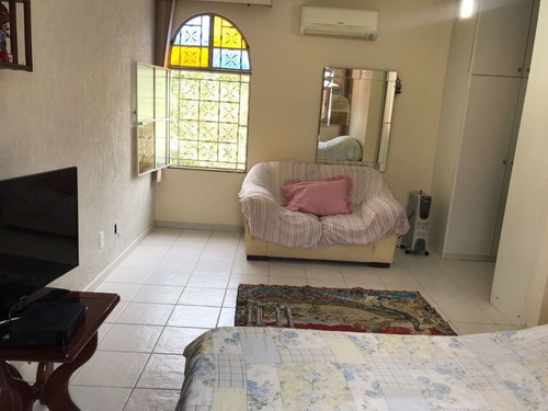 Imagem 18 de 25 de Casa Em Piratininga, Niterói/rj De 360m² 3 Quartos À Venda Por R$ 750.000,00 - Ca1207805-s
