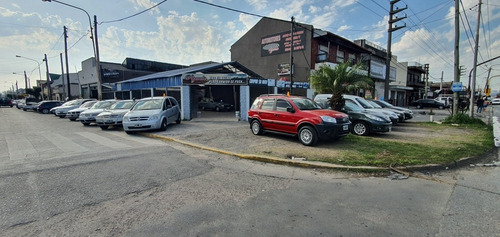 Imagen 7 de 10 de Vendo Hermosa Esquina Bendecida Av Crovara 3693 La Tablada Entran 21 Autos Con Más De 25 Años De Fondo De Comercio.... Planos Para 5 Locales A Futuro