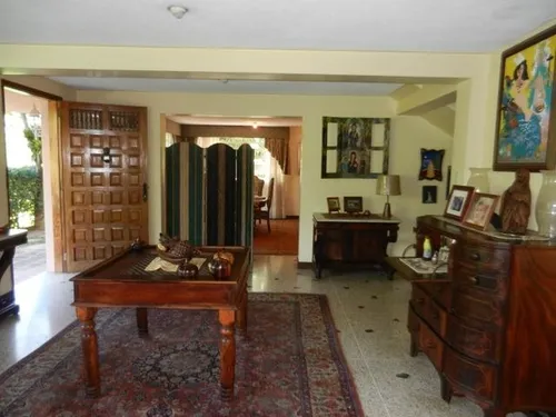 Casa En Venta 23-9533 En Chuao