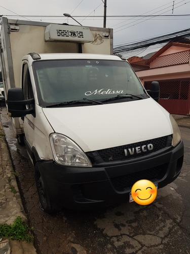 Imagem 1 de 7 de Iveco 35s14