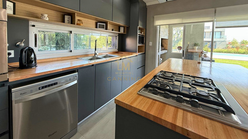 Casa En Venta 5 Ambientes, Acepta Permuta, En Barrio Privado La Alameda, Canning, Ezeiza