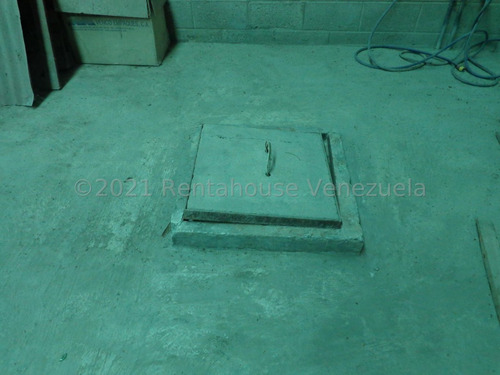 Imagen 8 de 30 de Galpon Con Local Comercial En Alquiler En Barquisimeto Zona Oeste. Selena Pacheco Tlf. 04245197639. Cód. 22-241 . Lara, Venezuela