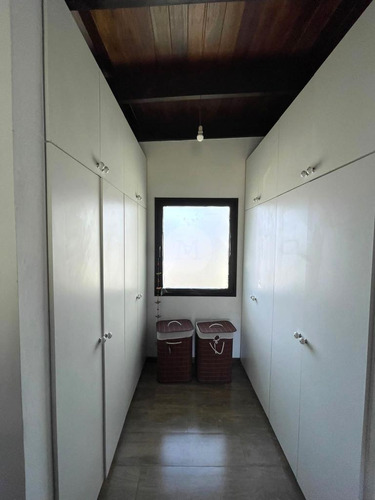 Venta Casa 4 Dormitorios Y Escritorio En Barrio Privado La Asunción