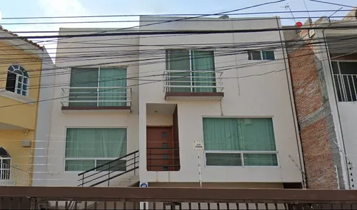 Oportunidad De Inversión, Venta De Casa En Tejada, Querétaro. Remate Bancario
