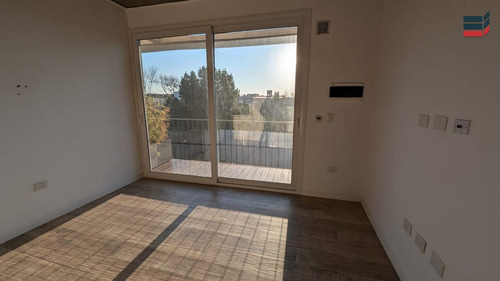 Departamento En Alquiler | Luján