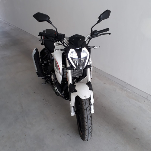 Imagen 7 de 15 de Benelli 180s