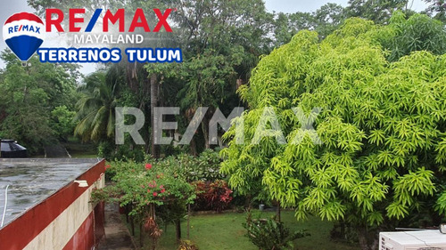 En Venta Macrolote En Calderitas, Con Gran Potencial Para Diversos Negocios.