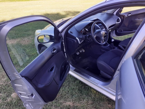 Peugeot 207 Compact Xt 1.6