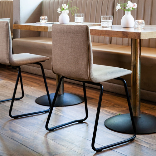 Imagen 7 de 8 de Silla De Comedor Tapizada Diseño Quina Base Negra Rossi