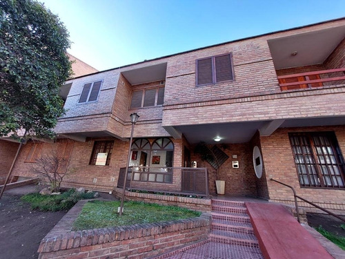 Departamento Céntrico En Venta Un Dormitorio, Con Cochera. Villa Carlos Paz