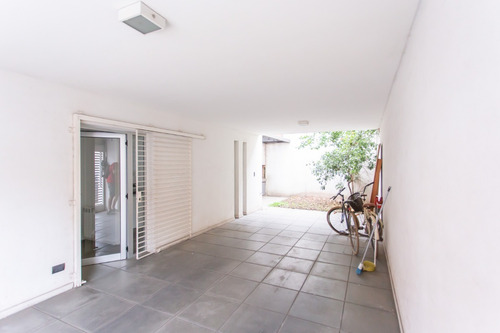 Imagen 5 de 30 de Venta Casa 2 Dormitorios, Cochera Doble, Patio, Parrillero Y Terraza. Excelente Estado.
