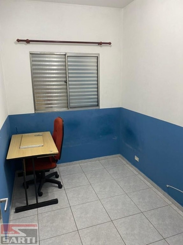 Sobrado Com 06 Vagas - 150 M² De Área Construída - St18940