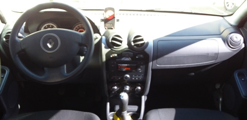 Imagem 12 de 15 de Renault Sandero 2014 1.0 16v Expression Hi-flex 5p