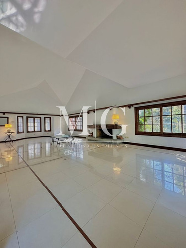 Imagen 12 de 30 de Venta Casa Mansion Beverly Hills 6 Dormitorios, Barbacoa, Piscina