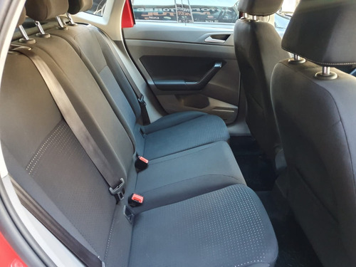 Imagen 20 de 21 de Volkswagen Polo Confortline 1.6 2018
