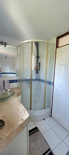 Rebajada!! Casa De 140m2, 4 Dorm Mas Servicio Y Piscina