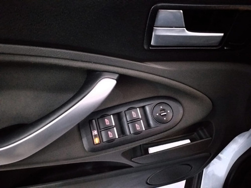 Ford Kuga 2.5 Titanium 4x4 Aut L Cuero 2013