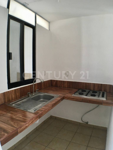 Casa En Venta En Blvd. Delta #2913, Col. Desarrollo El Potrero, León, Gto.