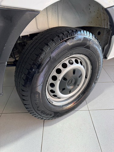 Mercedes-Benz Sprinter Furgão 2.2 Cdi 313 Street Curto 7,5m3 5p