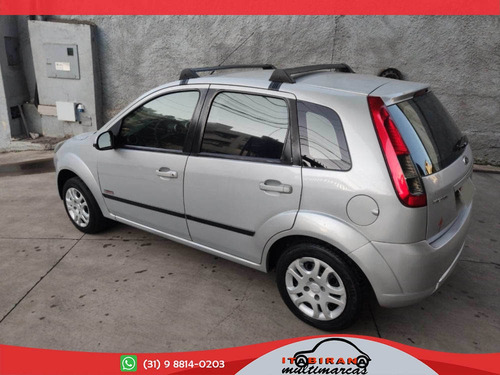 Imagem 3 de 7 de Ford Fiesta Class 1.6 8v Flex 5p Flex 2012