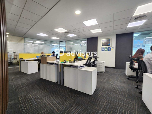 Oficina Con Open Plan 680 M2 Edificio De Las Artes