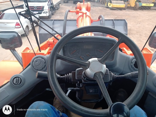 Imagem 14 de 15 de Pá Carregadeira Doosan Dl 300 2010 17.3 T. 8730 Hs Repasse