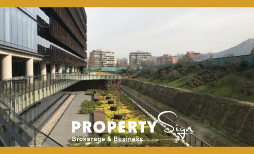 Locales Comerciales Av. Santa María 0,7 Uf/m2 / Lpc-1-23