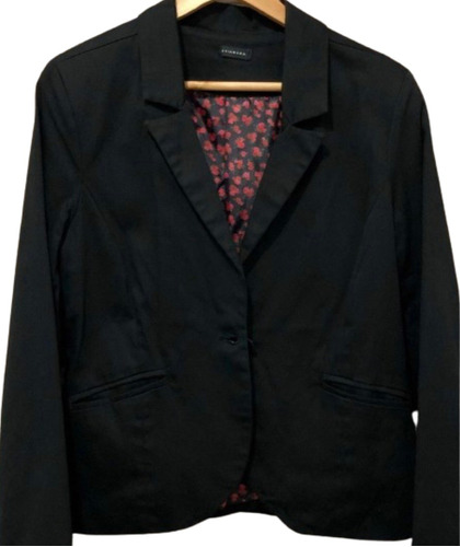 Blazer Akiabara. Talle: S. Forrado. 