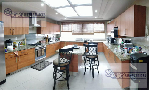Casa En Venta, Tecamachalco Espectacular Residencia Con Vista