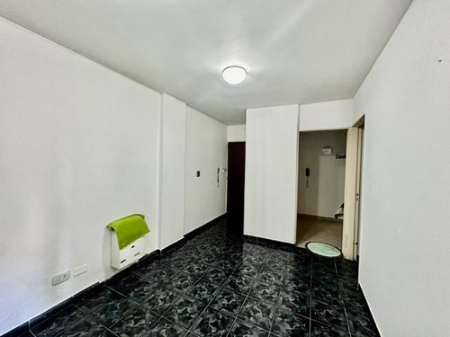Departamento En Venta A Metros Del Teatro El Círculo