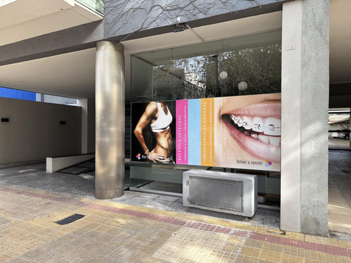 Venta Local Comercial Al Frente - 12 E/ 34 Y 35 - La Plata