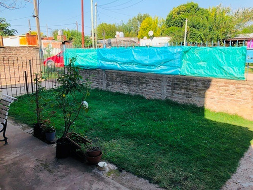 Imagen 3 de 14 de Casa 3 Amb + Dpto A Terminar A Mts. De Av. Croacia