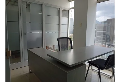 Oficina Amoblada En Arriendo, La Castellana