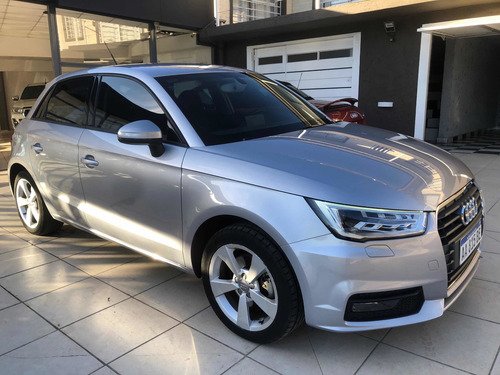 Audi A1 Sportline S Tronic