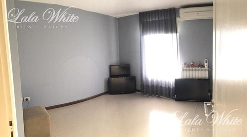 Imagen 9 de 20 de Venta - Casa En El Rocío